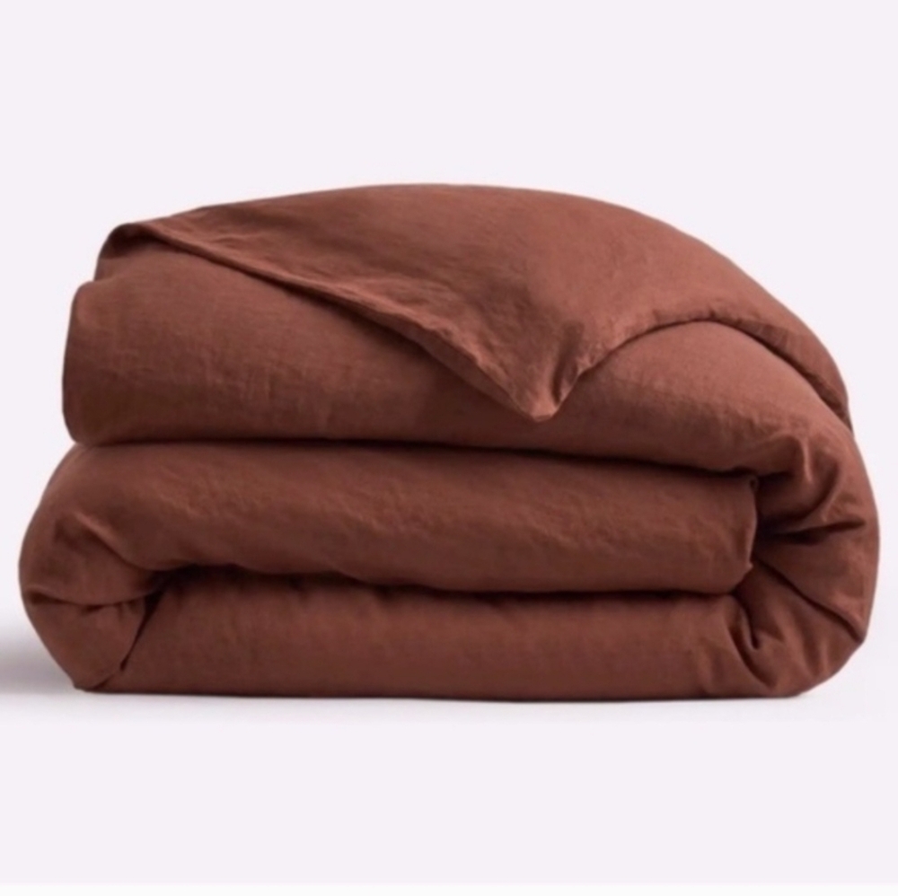 Quince European Queen Linen Duvet Cover in Bordeaux
